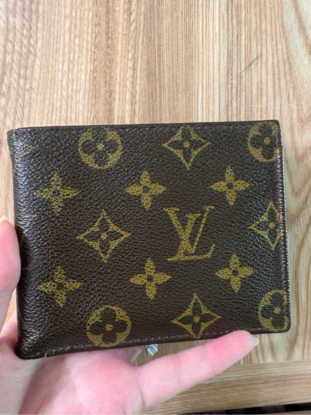 Authentic Louis Vuitton Monogram Bifold Wallet